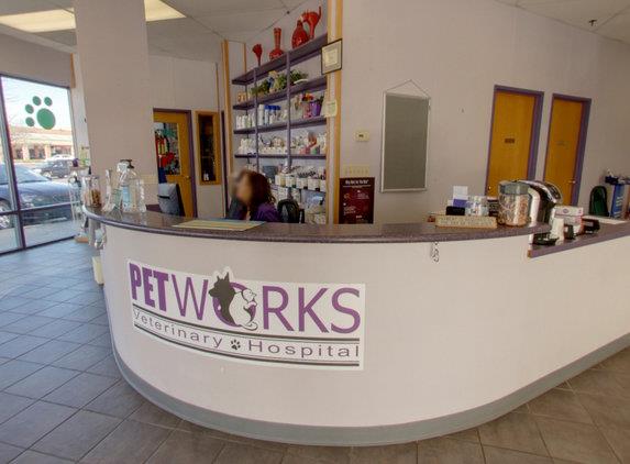 Petworks Veterinary Hospital - Overland Park, KS